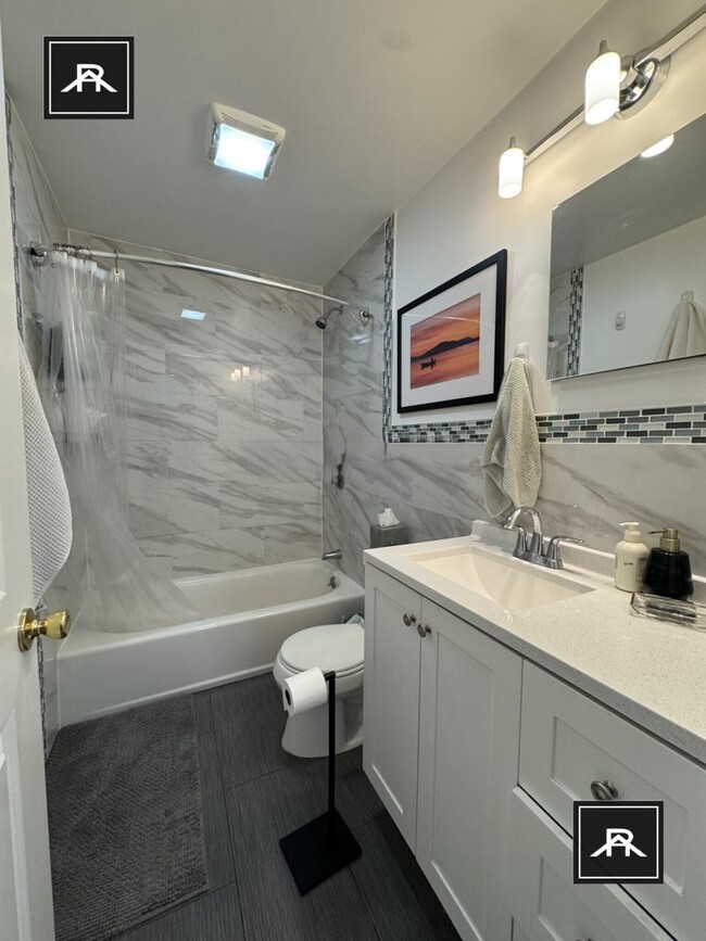 Building Photo - 1 bedroom in Brookline MA 02445