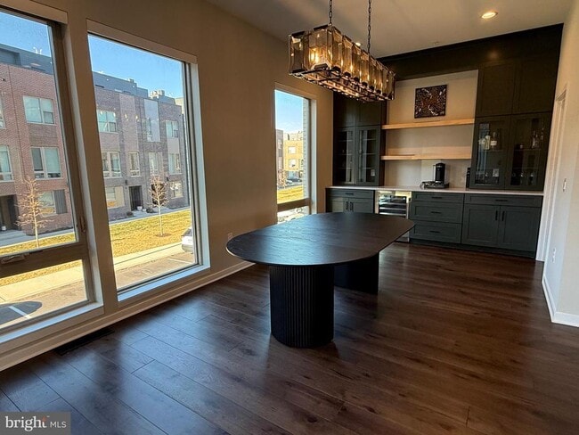 Building Photo - 3119 Pierview Ln