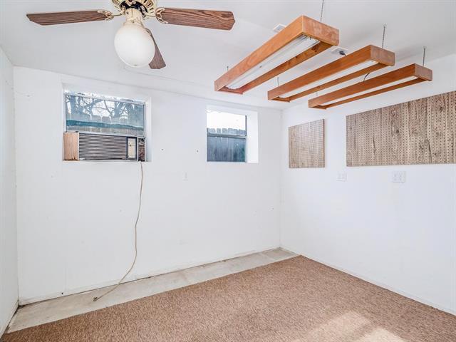 Building Photo - 2008 10th St