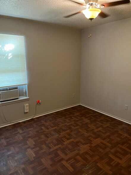 Building Photo - 5706 Brownfield Dr