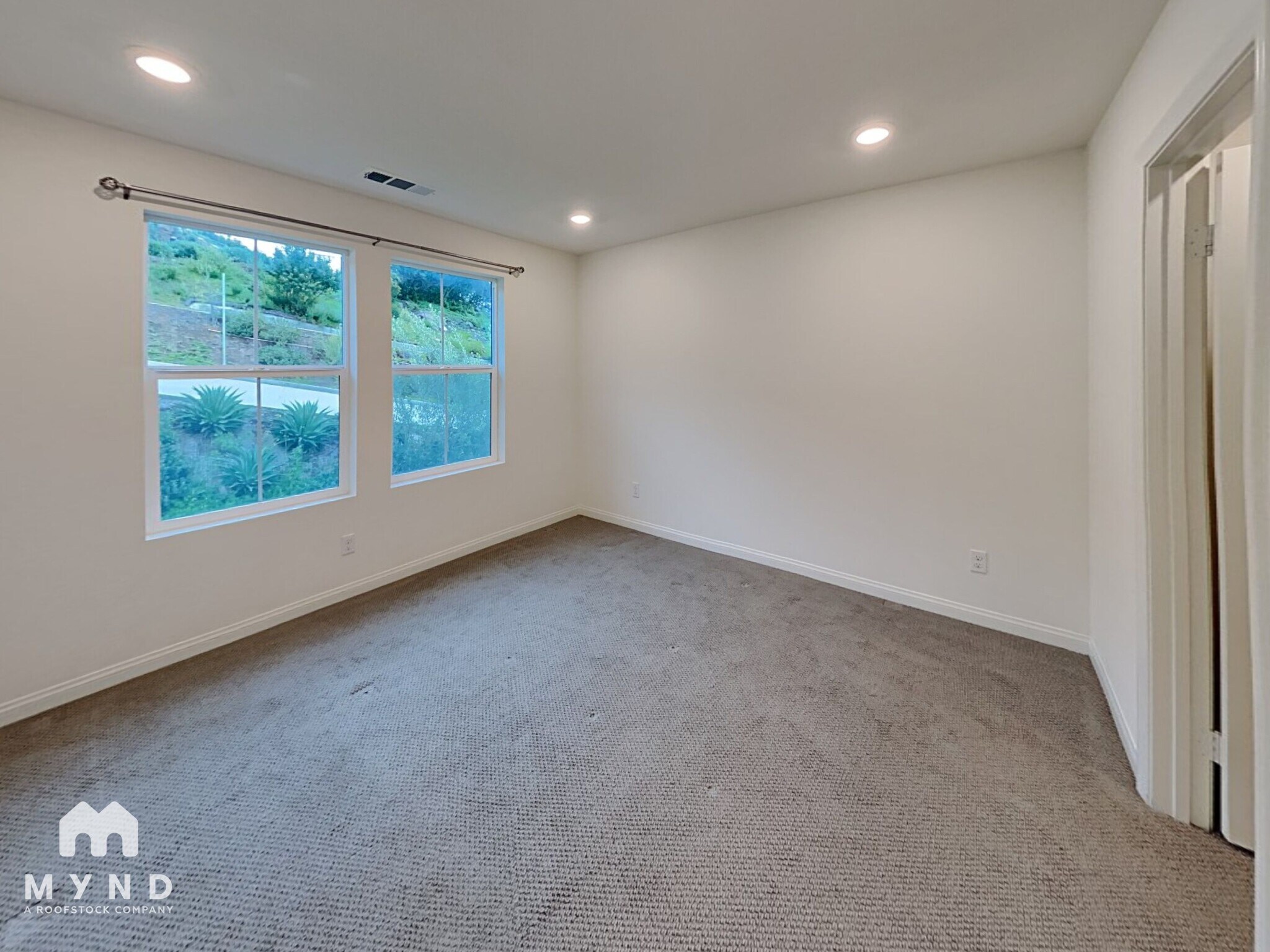 Building Photo - 443 Fitzpatrick Rd