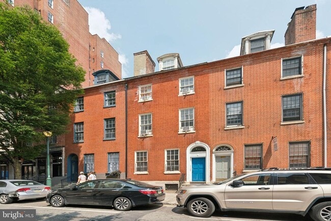 Building Photo - 1225 Spruce St