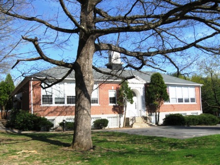 Building Photo - 114 Huckelberry Hill Road