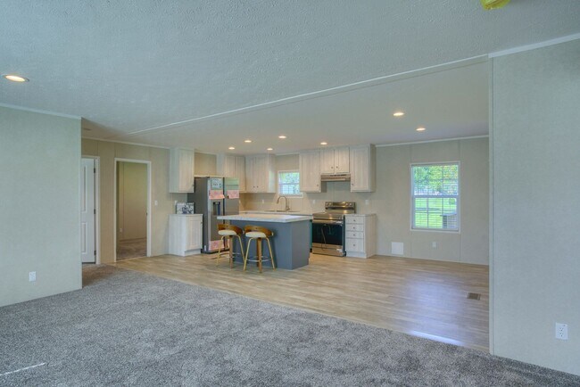 Building Photo - 1118 Old Tar Landing Rd