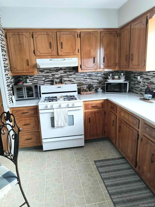 Building Photo - 32 Gaffney St