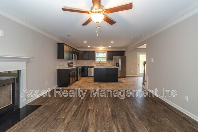 Building Photo - 8205 Zodiac Ln