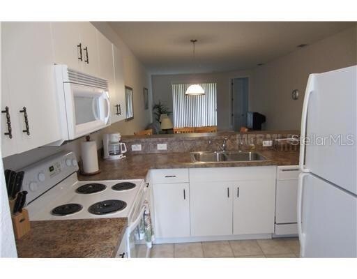 Building Photo - 17201 Indian Creek Dr
