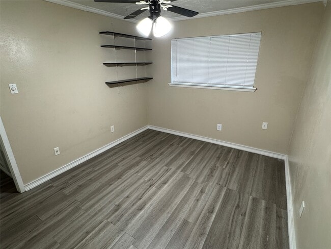 Building Photo - 23115 Ludgate Dr