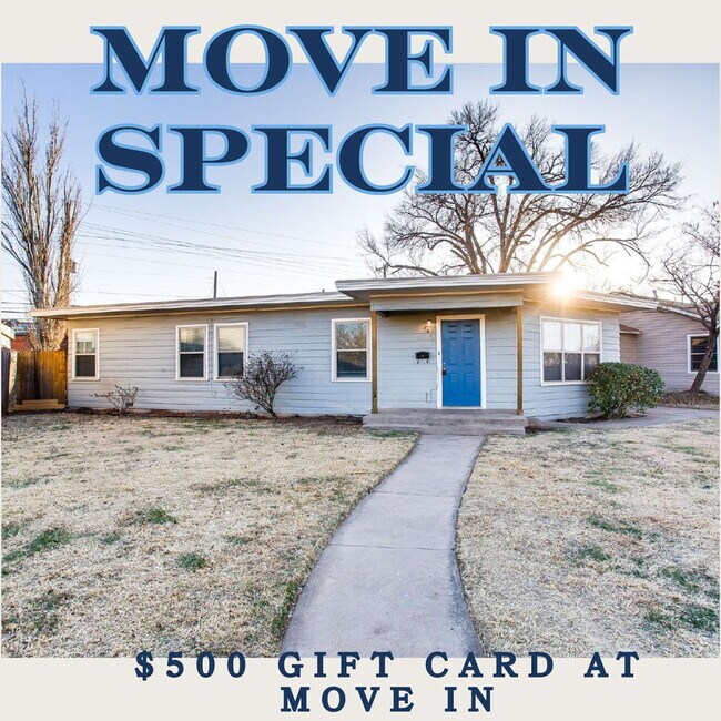 Building Photo - Spacious Three Bedroom Home With Modern Fl...