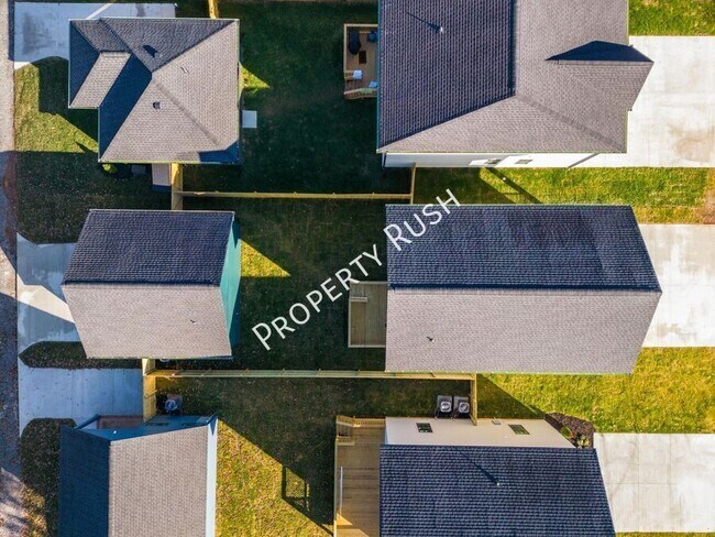 Building Photo - 109 Scruggs St