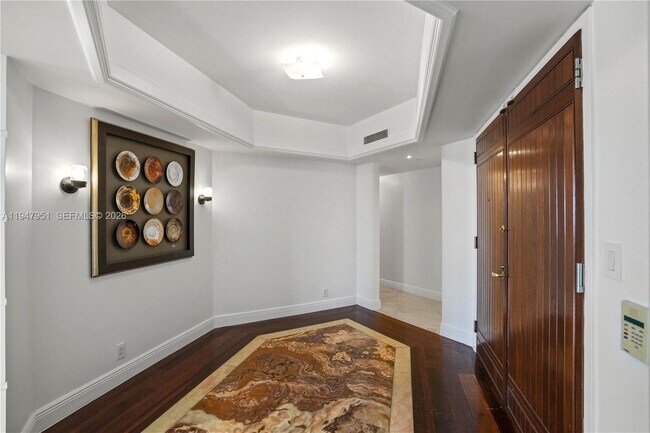 Building Photo - 19355 Turnberry Way