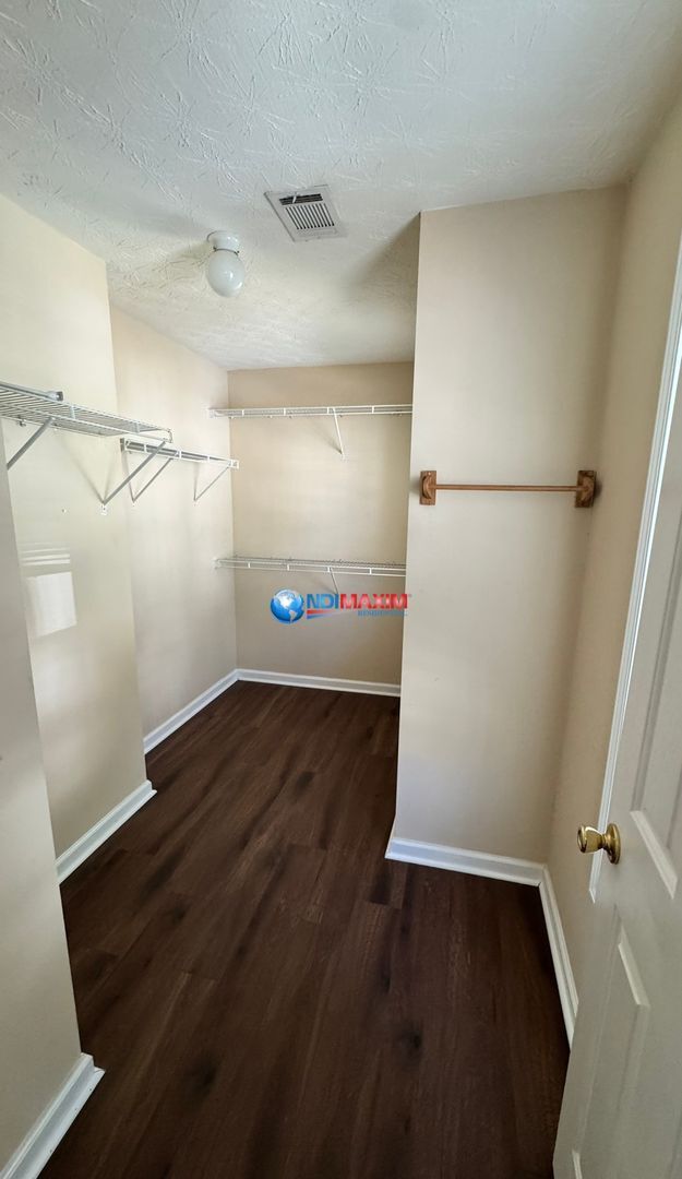 Building Photo - 3-bedroom house in Lawrenceville