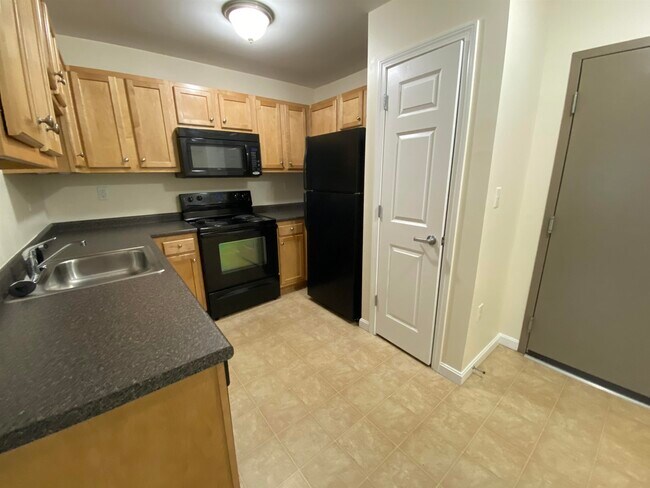 Building Photo - 20 Sentinel Court