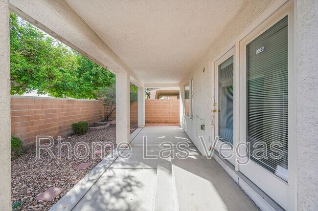 Building Photo - 4599 Deer Forest Ave