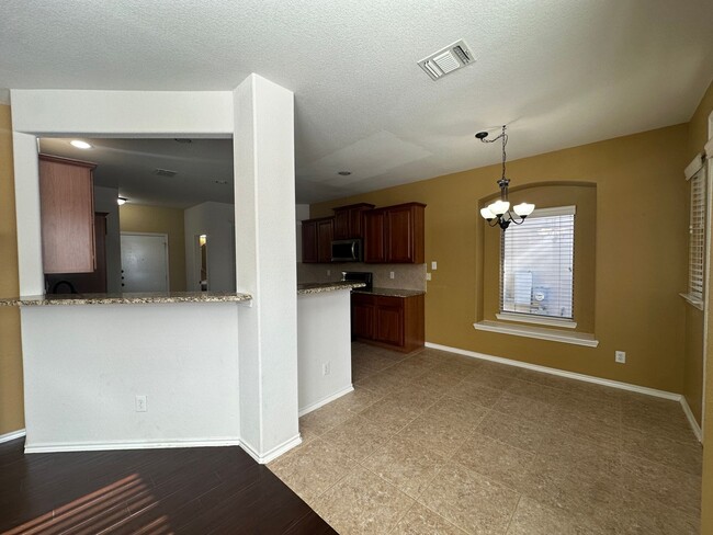 Building Photo - Stone Oak home for rent in gated community