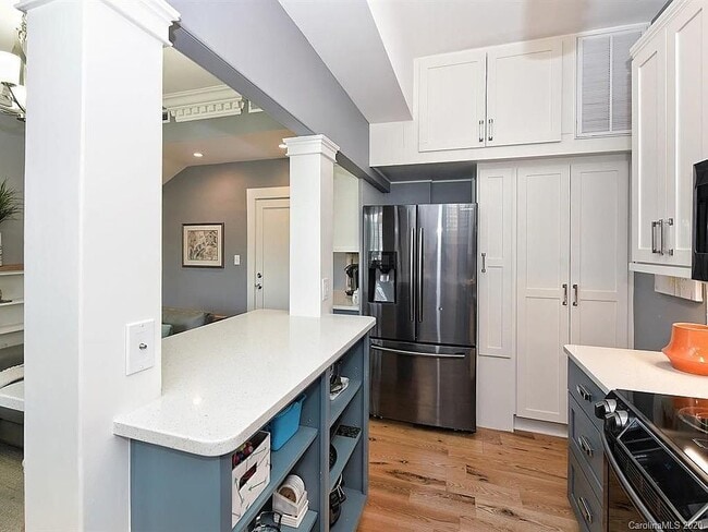 Building Photo - 2501 Roswell Ave