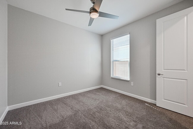 Building Photo - 1825 E Saguaro Park Ln