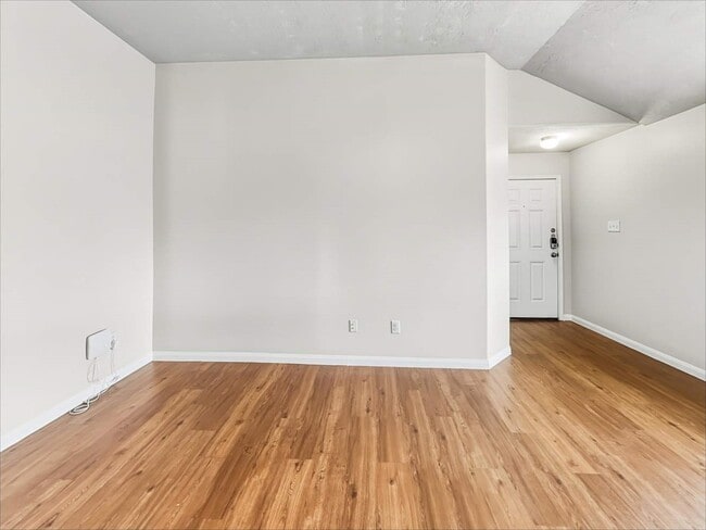 Building Photo - 4026 Hawthorn Arbor Ct