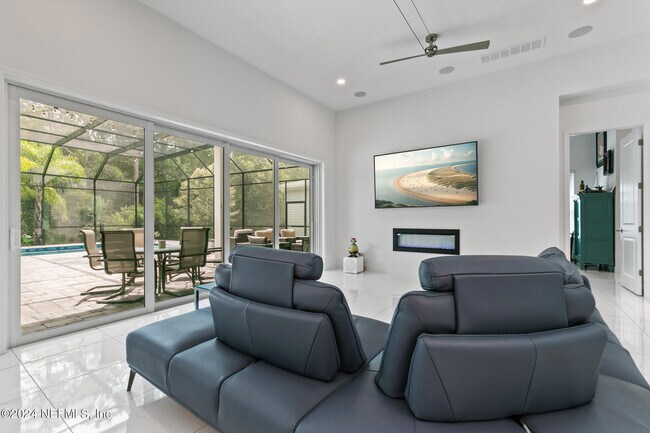 Building Photo - 452 Quail Vista Dr
