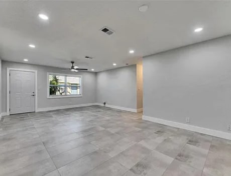 Building Photo - Apollo Beach Condo