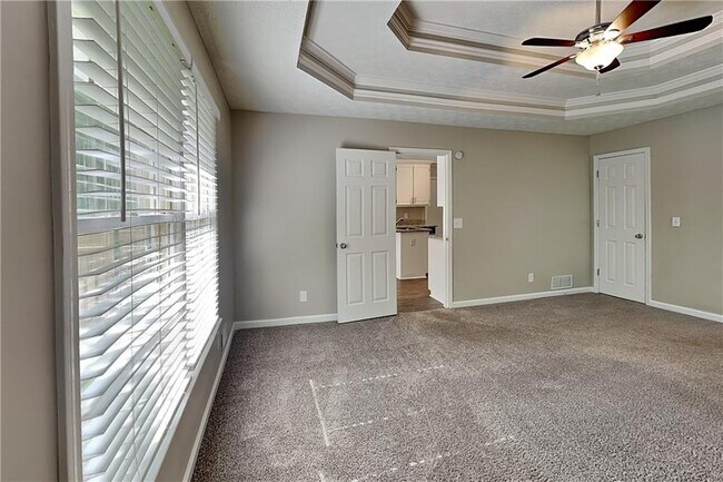 Building Photo - 405 Etowah Valley Way