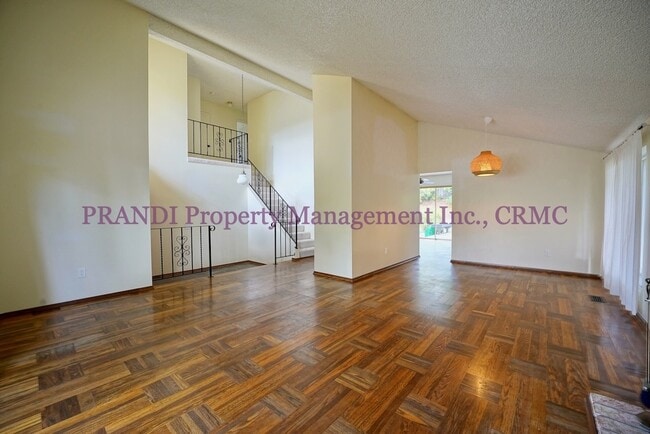 Building Photo - Spacious San Marin Home with Pool!