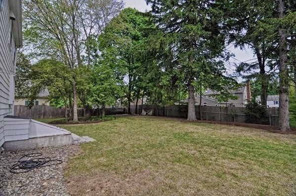 Building Photo - 58 Hartford St