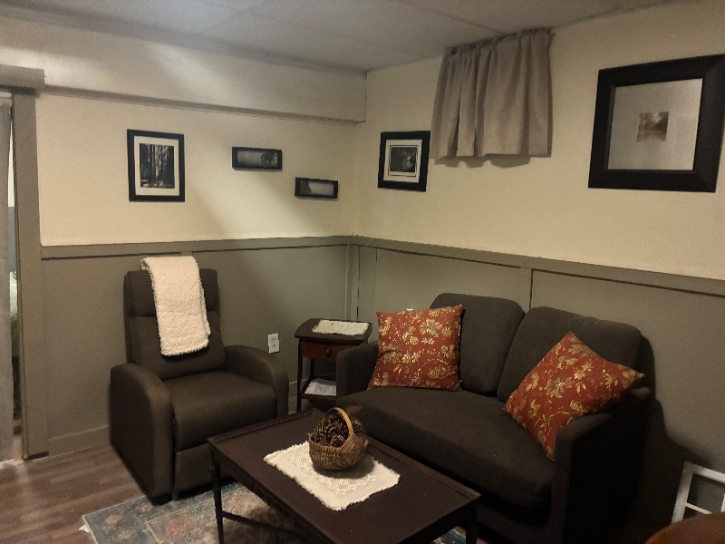 Building Photo - 9 Hampshire Ln