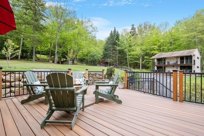 Building Photo - 588 Granite Lake Rd