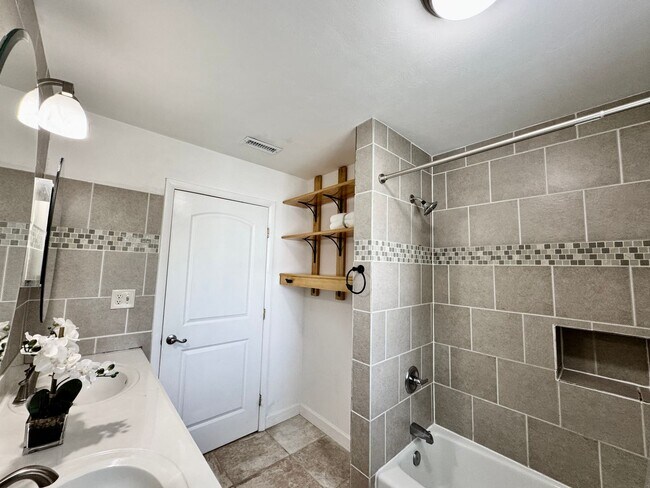 Building Photo - Available NOW! Unique Home in Wesleyan Cha...