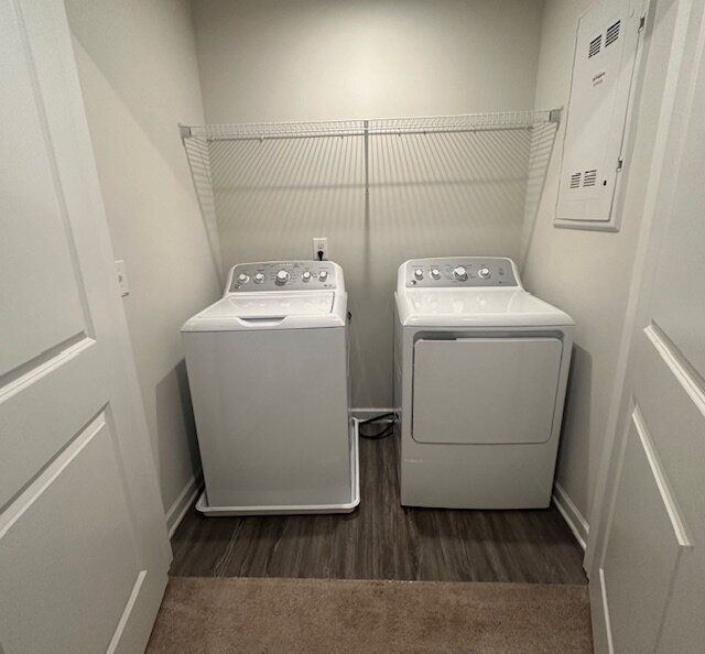 Building Photo - Luxury Townhome in a Prime Goodlettsville Location just Minutes to Nashville!