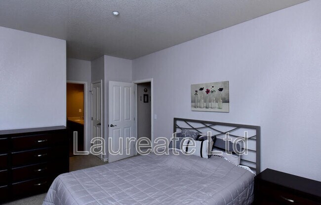 Building Photo - 7388 S Alkire St
