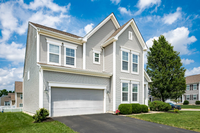 Building Photo - 6138 Longwood Dr