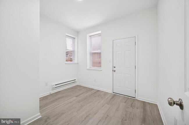 Building Photo - 2928 N 27th St