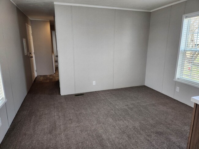 Building Photo - 2403 Birch St