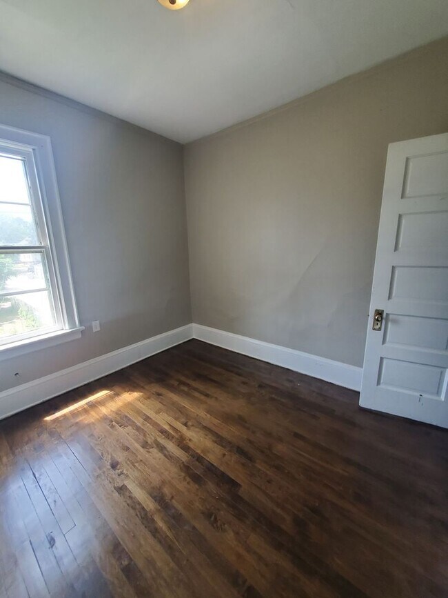 Building Photo - 3919-3921 W Galena St. (Duplex)(ACE PROPERTY)