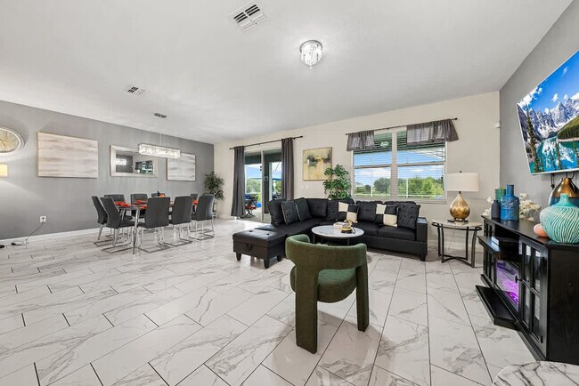 Building Photo - 1605 Maidstone Ct