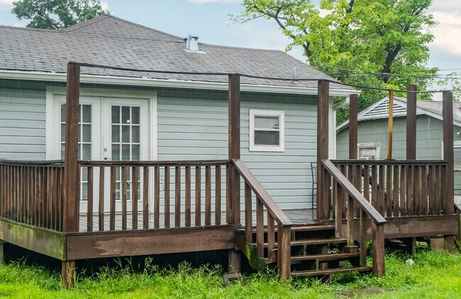 Building Photo - 3419 Elser St