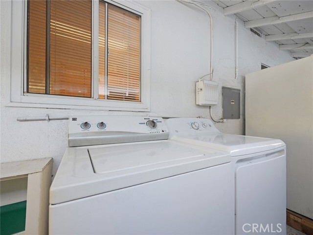 Building Photo - 5020 Topanga Canyon Blvd