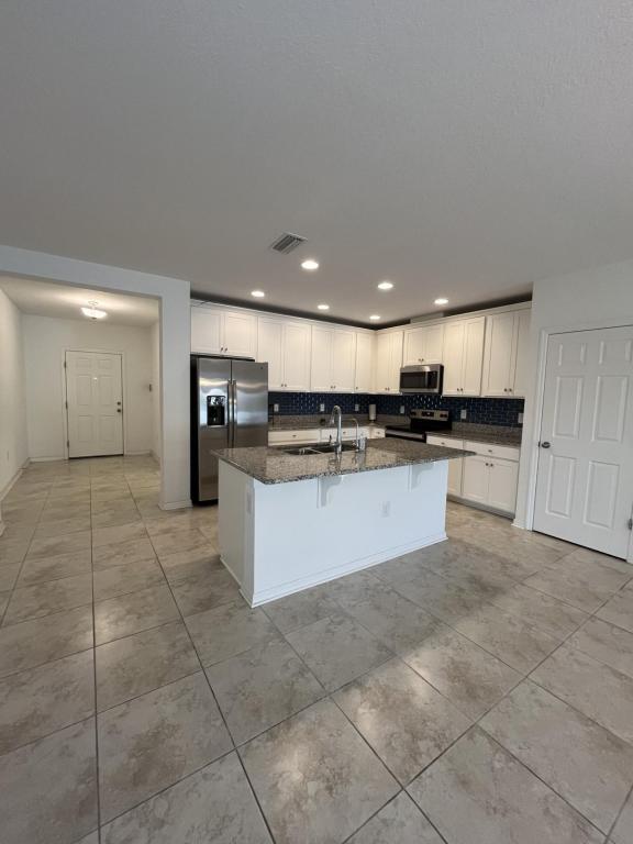 Building Photo - 12218 Gothic Rd