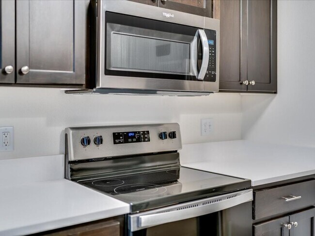 Interior Photo - Barclay Square Apartments