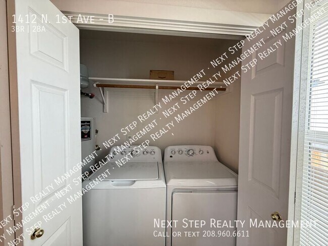 Building Photo - 1412 N 1st Ave