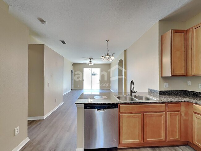 Building Photo - 9253 Black Thorn Loop