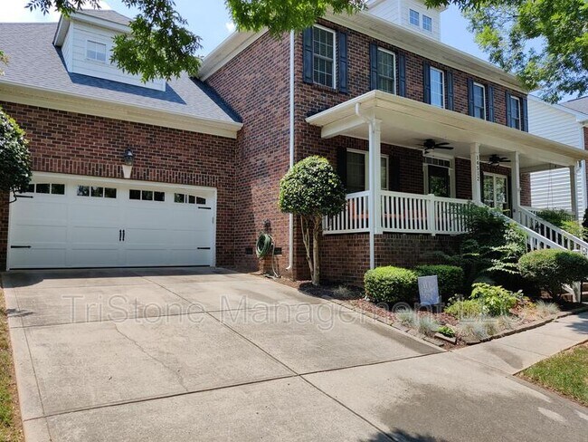 Building Photo - 14512 Harvington Dr