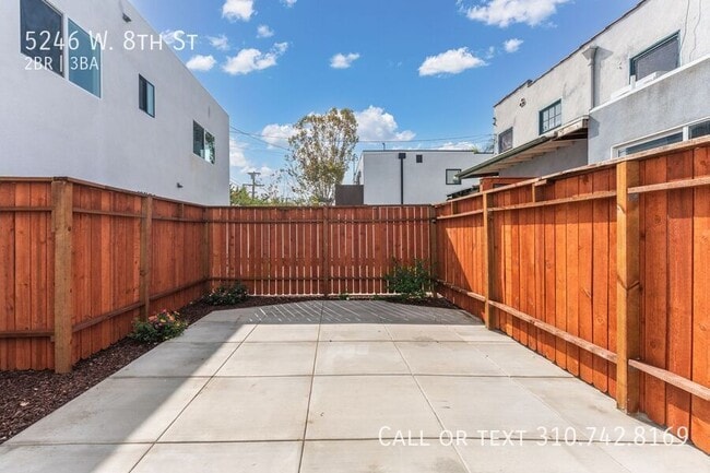 Building Photo - 5246 W 8th St