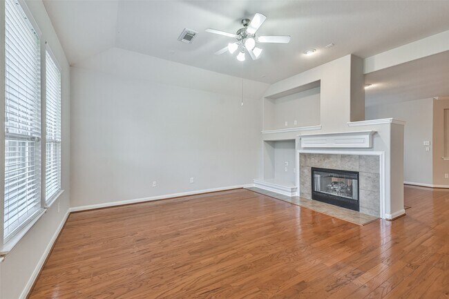 Building Photo - 9506 Gramond Hall Ct