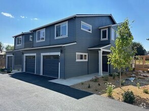 Building Photo - Brand New 3 Bedroom, 2 Bath Townhouse