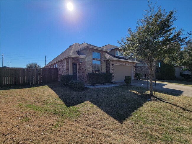Building Photo - 23603 Villa Lisa Dr