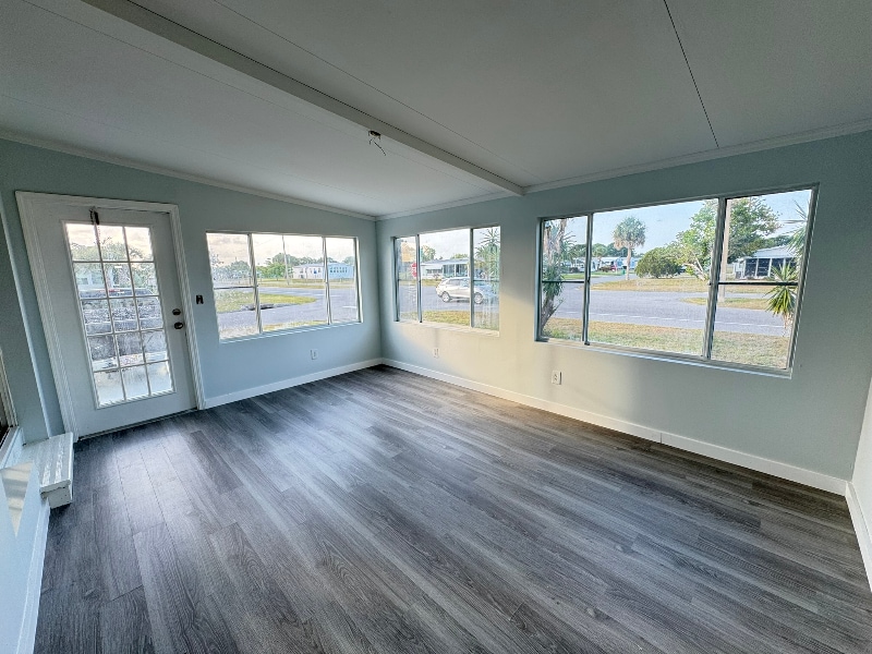Building Photo - 1005 Waterway Dr