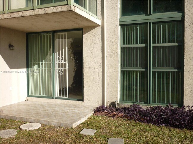 Primary Photo - 11790 SW 18th St